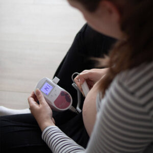Lyt til hjertelyd med Contec fetal doppler